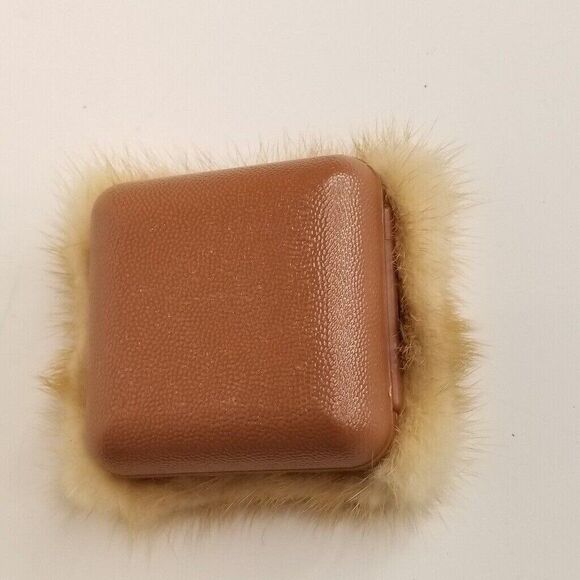 Vintage 50s MCM Westclox Mink Travel Alarm Clock Beige Brown Case Wind Up 3.75" - Picture 5 of 6